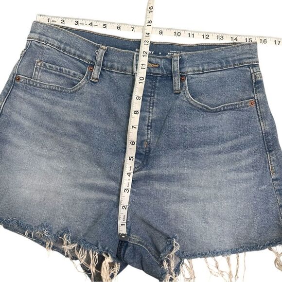 Old Navy sky high A-line denim shorts with smoothing pockets size 8 - Picture 3 of 6